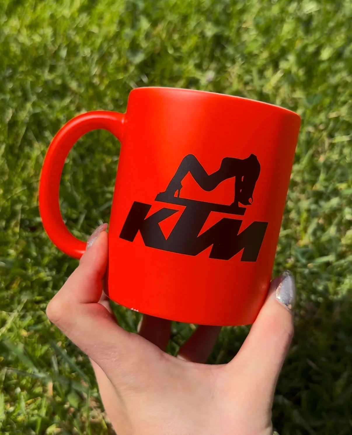 Kubek z logo KTM KOBIETA
