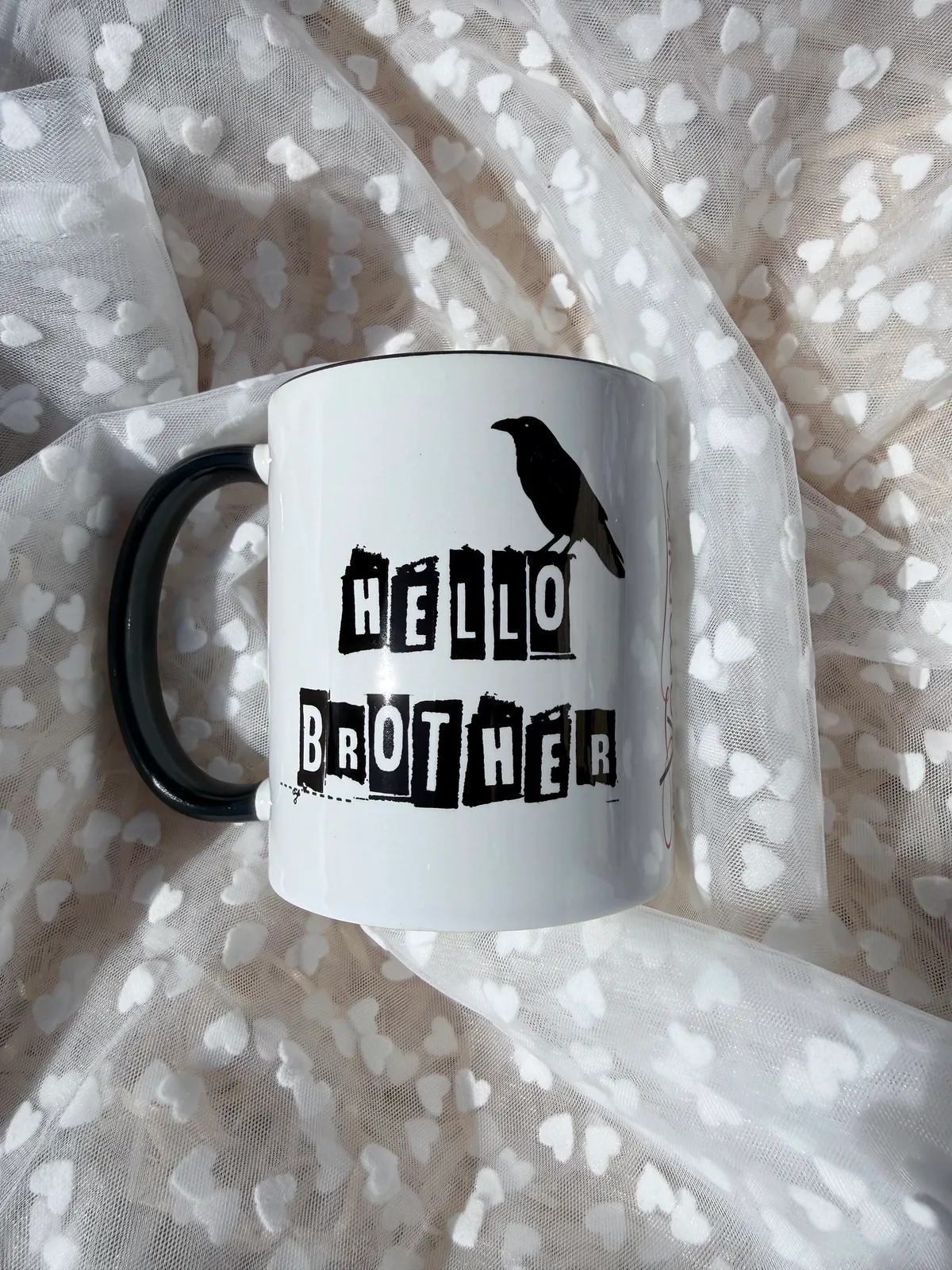 Kubek HELLO BROTHER DAMON SALVATORE PAMIĘTNIKI WAMPIRÓW